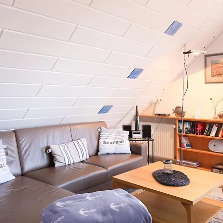 Elbsegler, 10 Apartman Duhnen